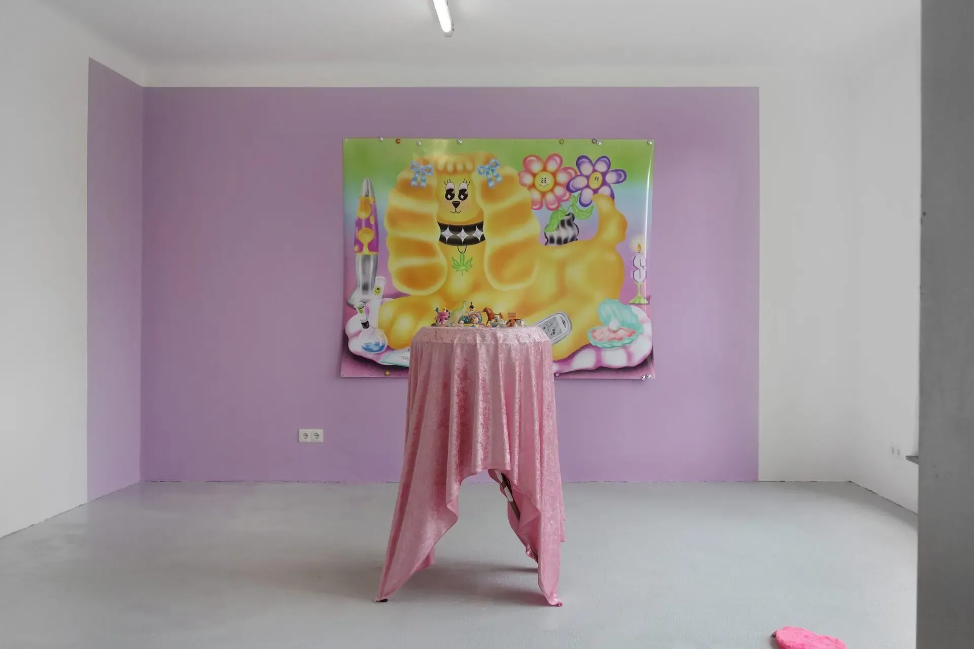 lony mathis, curated by bernhard fuchs and helmut heiss, installation view, colorful modern art
