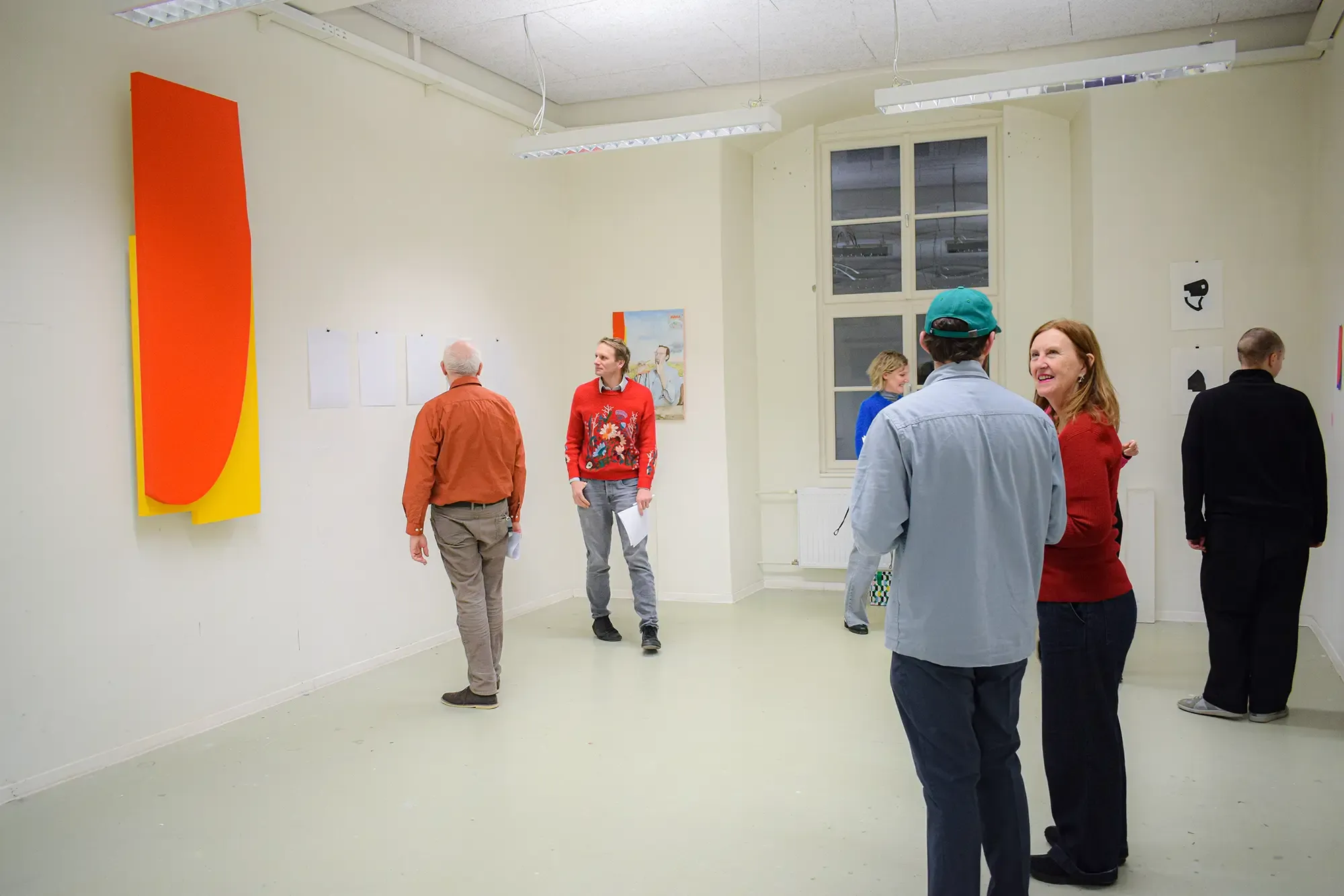 hendrick dialer, in conversation with his professor Ursula Hübner at art university linz