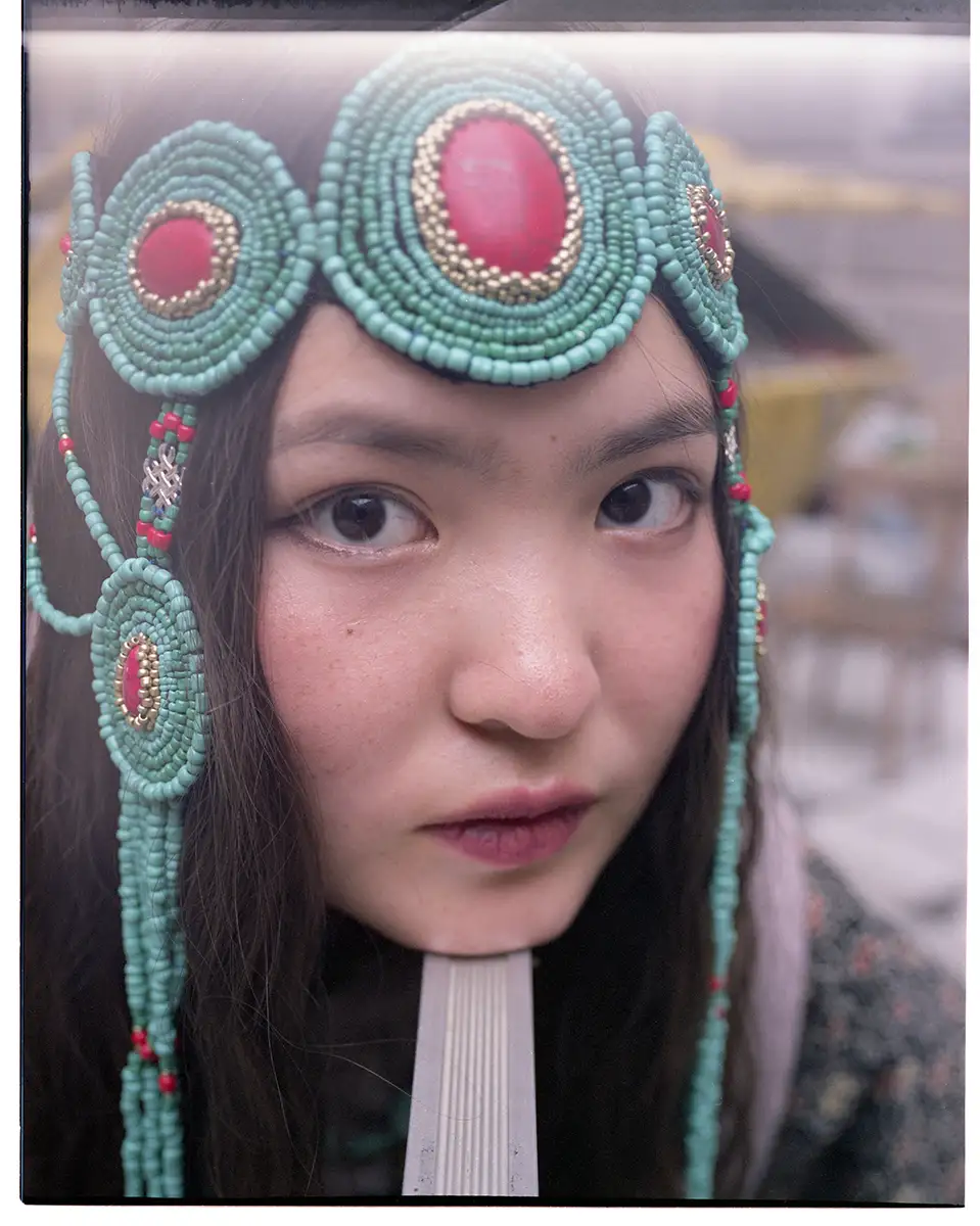 yuma radne, traditional clothing, painter you should follow on instagram 