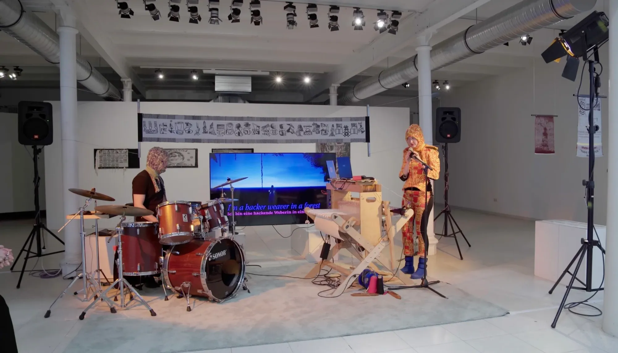 Bérénice Gaça Courtin, art performance with Juli Wang and Pierre Langrand Switzerland 