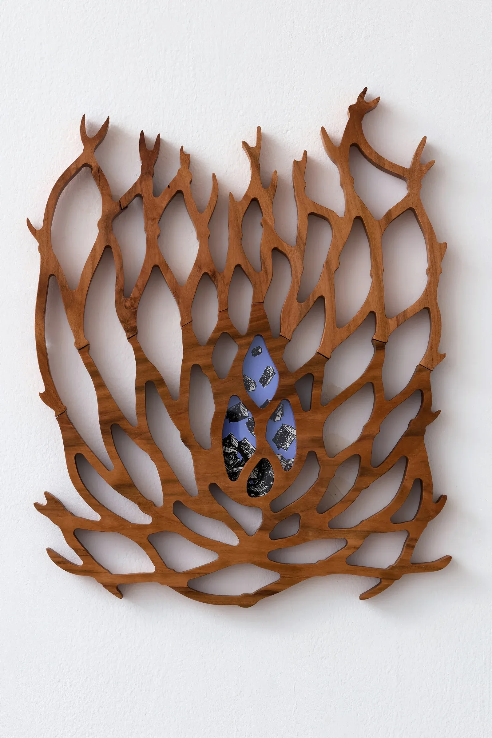 Martha Kicsiny, “Critical Mass,” light-based sculptural work examining digital extraction and material systems.