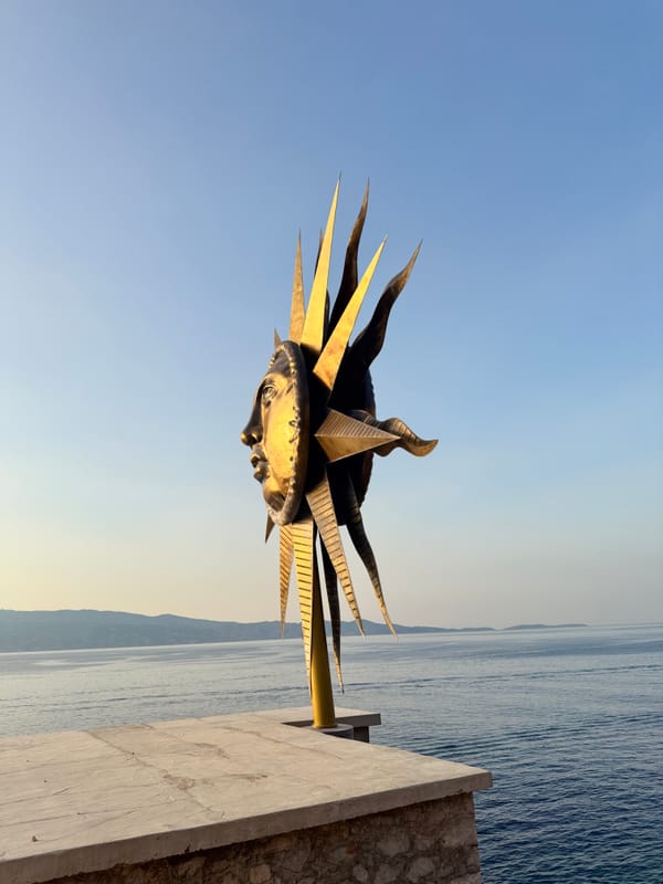 Deste Foundation - Hydra Island | Catapult - Munchies Art Club